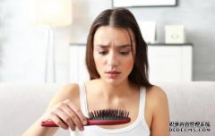 有种产后烦恼叫一薅一把毛 为什么掉发找上产后新妈 有种产后烦恼叫一薅一把毛 为什么掉发找上产后新妈
