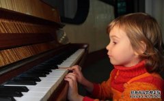 让孩子学钢琴的最佳年龄
