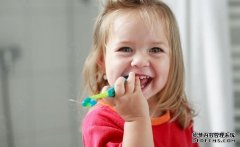 孩子学钢笔字需要注意什么