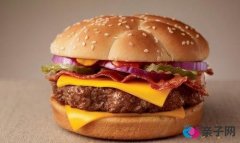 这4类食物孕妈再嘴馋也不要碰 对自己和胎儿都不好 这4类食物孕妈再嘴馋也不要碰 对自己和胎儿都不好