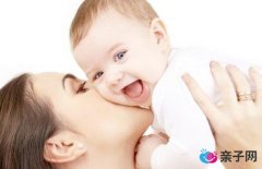 嚼饭喂孩子的危害有哪些