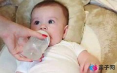 母乳当断则断 断奶太晚宝宝易发生龋齿 母乳当断则断 断奶太晚宝宝易发生龋齿
