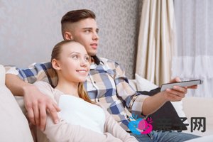 子宫内膜0.3正常吗