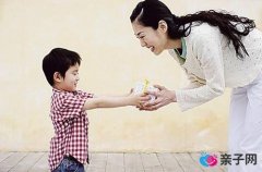 孩子见人不打招呼怎么办 孩子见人不打招呼怎么办