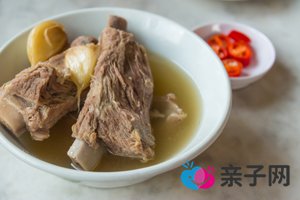 月子里吃馒头回奶吗