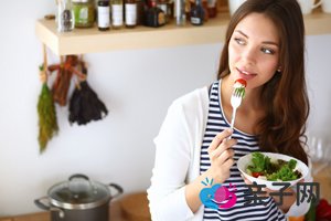 女性非月经期流鲜红的血是怎么回事