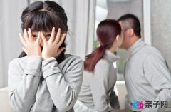 爸妈做这10件事时需要让孩子看见