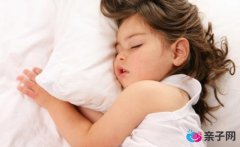 孩子独自睡觉 培养独立生活能力 孩子独自睡觉 培养独立生活能力