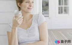孕妇睡姿应是怎样的?孕妇睡前不吃什么? 孕妇睡姿应是怎样的?孕妇睡前不吃什么?