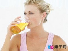 孕妇可以喝蜂蜜吗?蜂蜜什么时候喝好 孕妇可以喝蜂蜜吗?蜂蜜什么时候喝好