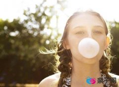 孕妇可以吃口香糖吗?口香糖咽下去怎么办 孕妇可以吃口香糖吗?口香糖咽下去怎么办