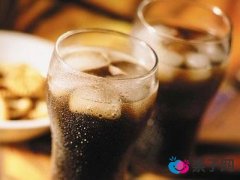 孕妇可以喝可乐吗?孕妇喝了可乐会怎样 孕妇可以喝可乐吗?孕妇喝了可乐会怎样