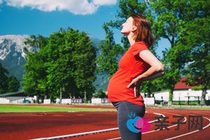 脐带绕颈有什么症状