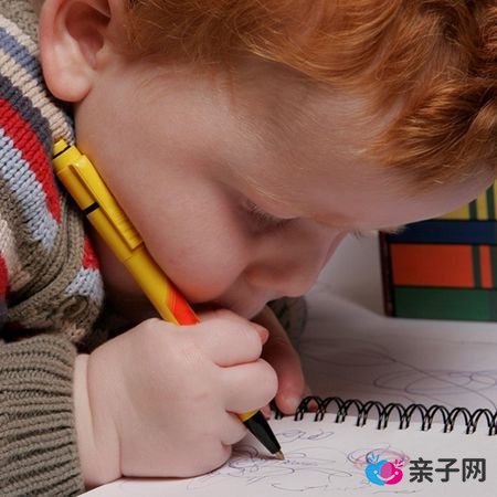 对孩子专注力的培养要从幼儿开始