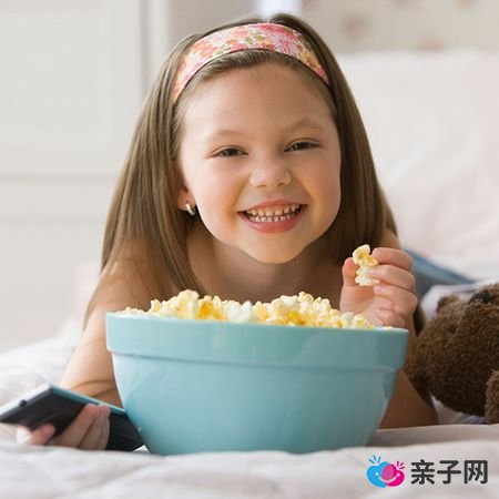 孩子爱吃零食，家长应该持有什么态度？
