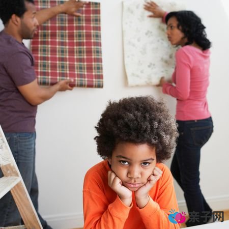 在孩子面前吵架，不只是失去尊严那么简单