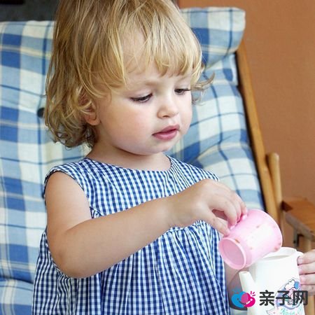 做家务培养孩子对家庭的认同感与归宿感