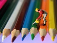 常吓唬孩子当心留下心理隐患！