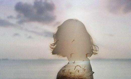 新生儿吃完奶呼吸急促的原因是什么